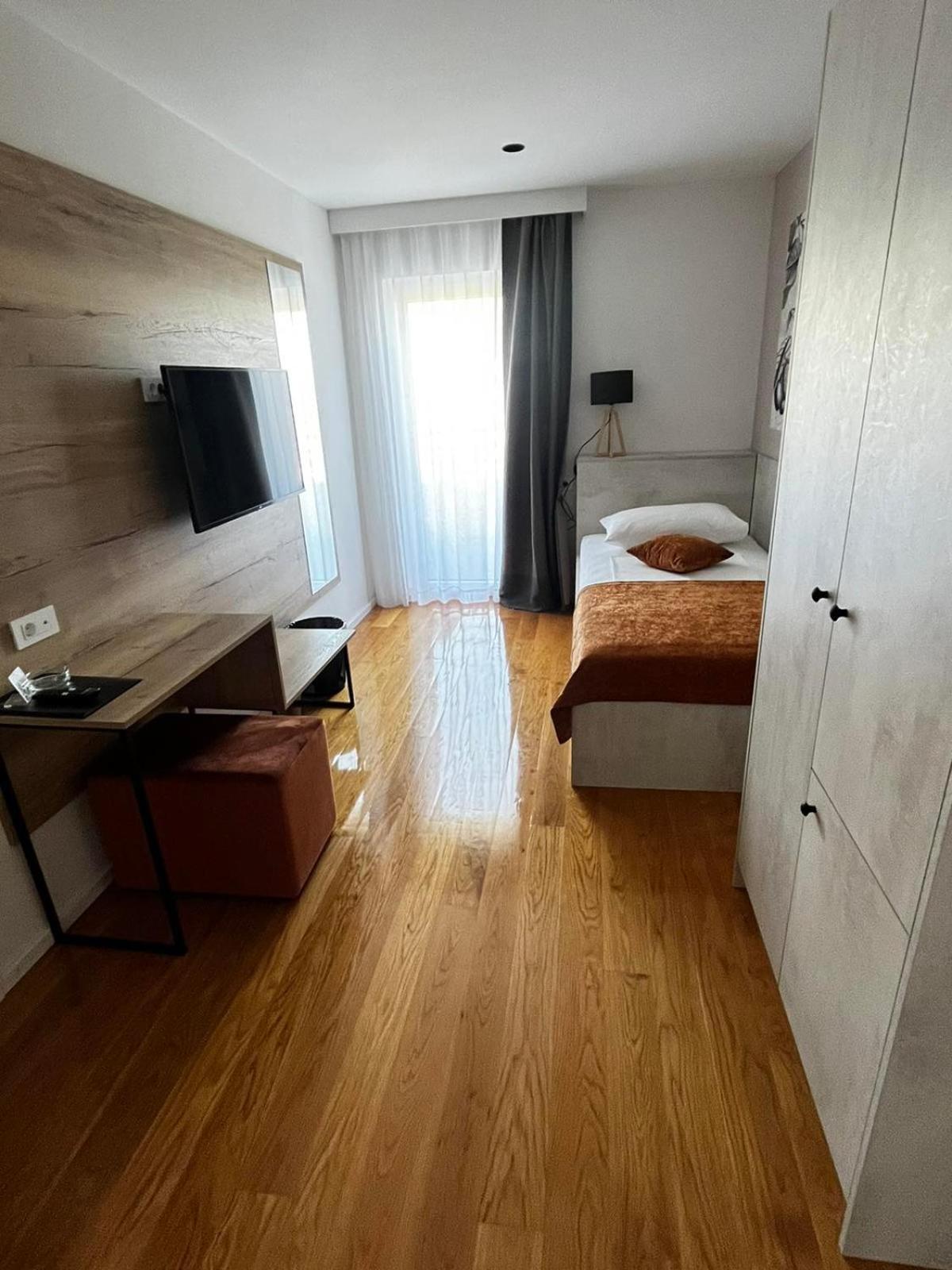 Memori Bed&Breakfast Раб Екстериор снимка